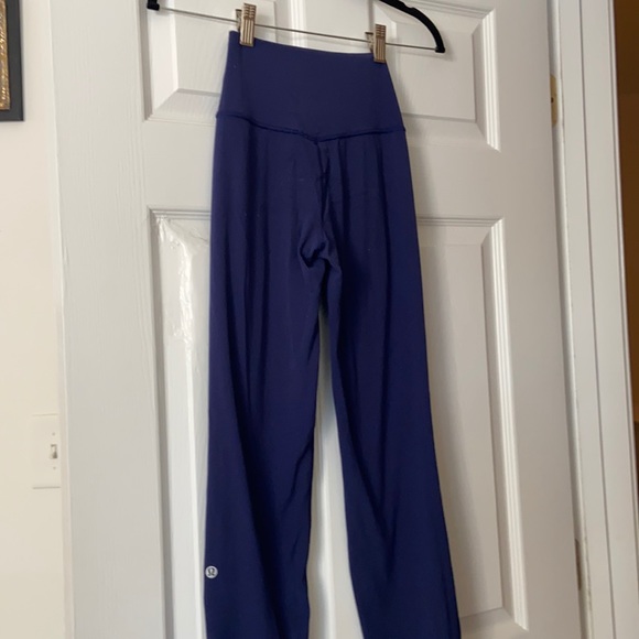 Lululemon Leggings: Blue Size 2 - Picture 1 of 6